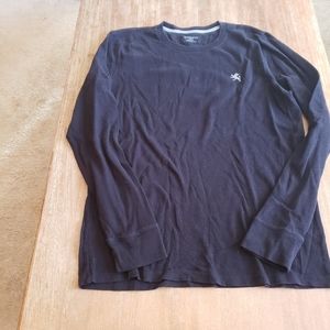 Express black thermal shirt